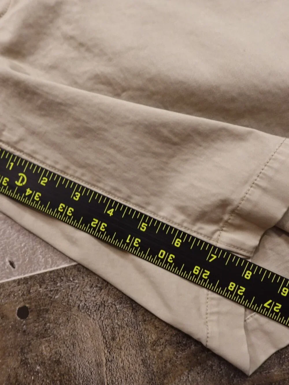 AG Adriano Goldschmied Wanderer Trouser Shorts Men’s 34 Khaki 8